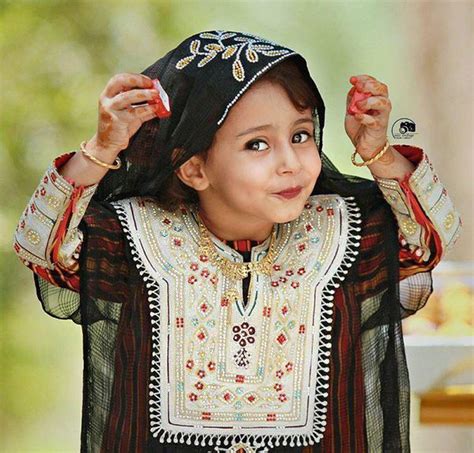 ازياء عمانيه روعه ملابس للاطفال يا جماله علي شياكة الصغنن اول امجز