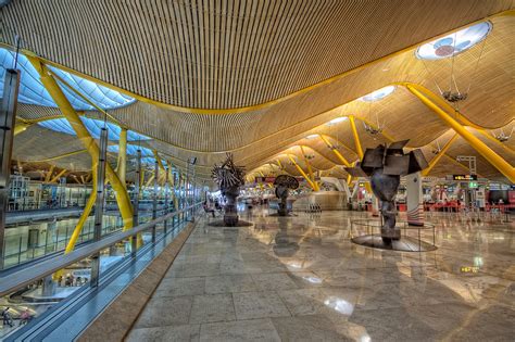 Barajas Madrid Airport T4 Landside 2 Check In Area Hdr