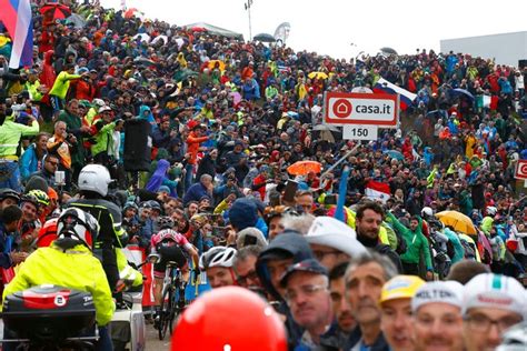 The grande partenza of the 104th giro d'italia takes place this saturday with an itt in turin. Giro d'Italia: Six must-watch stages for 2021 | VeloNews.com