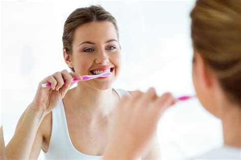 ¿por Qué Es Recomendable Lavarse Los Dientes Todos Los Días Like Dental