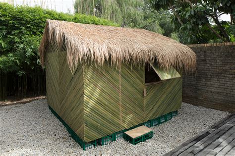 Shigeru Bans Ingenious Cardboard And Bamboo Emergency Shelters Pop Up