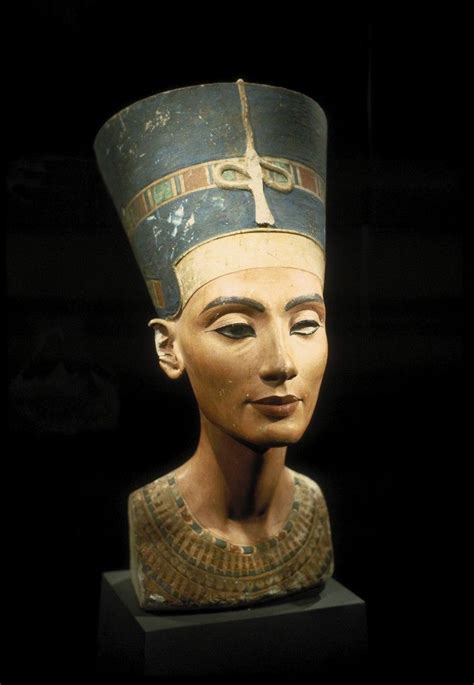 Queen Nefertiti Nefertiti Bust Queen Nefertiti Egyptian Queen African American History Art