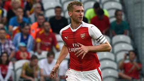 Arsenal develop strong individuals 26/6/2019 cc ad. Per Mertesacker - Player Profile - Football - Eurosport ...
