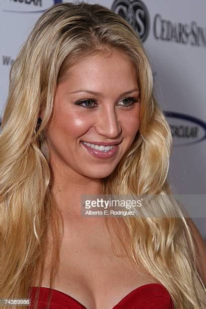 Anna Kournikova Images Photos And Premium High Res Pictures Getty Images