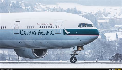 B Kpp Cathay Pacific Boeing 777 300er At Zurich Photo Id 853099