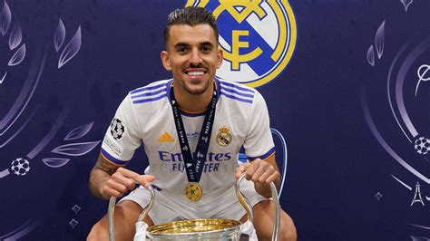 Dani Ceballos Renueva Cuatro Años Más Con El Real Madrid