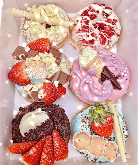 🐨♢ 𝕂𝓪𝓽𝔂 м𝒾ή 🎀🐯 In 2022 Cafe Food Delicious Donuts Sweet Cakes