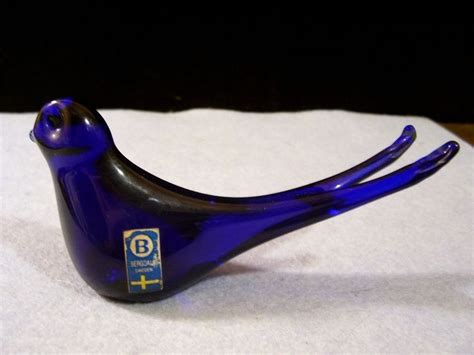 Murano art glass figurine of birds in green color and gold glass tree this is a beautiful art glass figurine of green glass birds in a glass tree. Bergdala Sweden Cobalt Blue Glass BIRD Figurine | Stuff ...