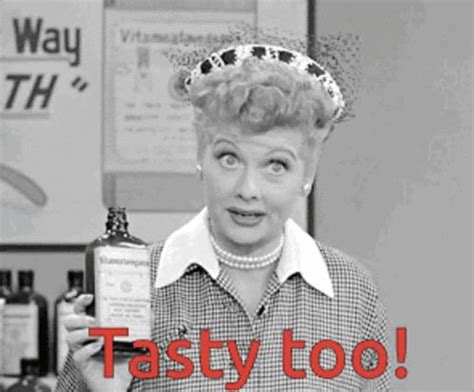 I Love Lucy Gif I Love Lucy Discover Share Gifs I Love Lucy
