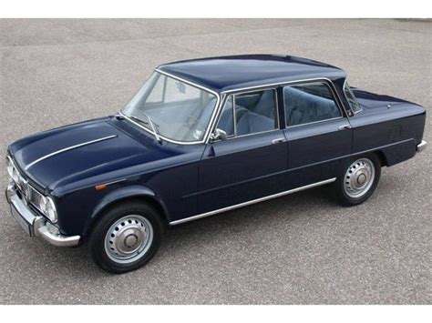 Pin von Harryuhligferenczi auf Alfa romeo in 2020 (mit Bildern
