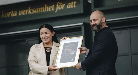 Att hon har rösten, stjärnstatusen och karisman vet alla vid det här laget. Miriam Bryant är 2020 års Ulla Billquist-stipendiat ...