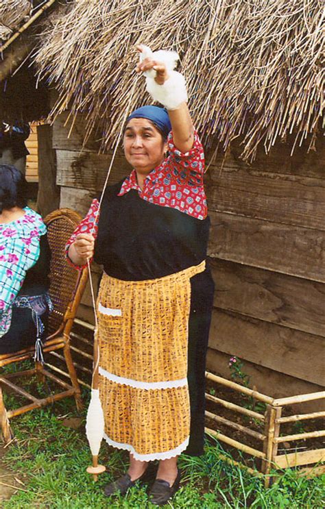 Weaving Of The Mapuche In Chile Travel Photos By Galen R Frysinger