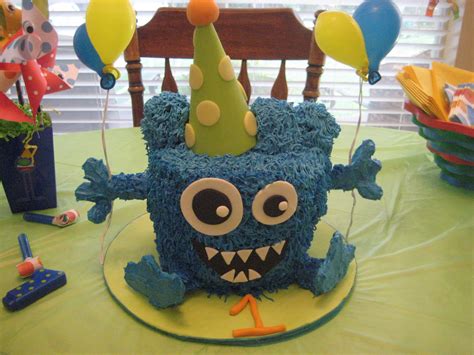 Dabbling In The Delicious Monster Cake