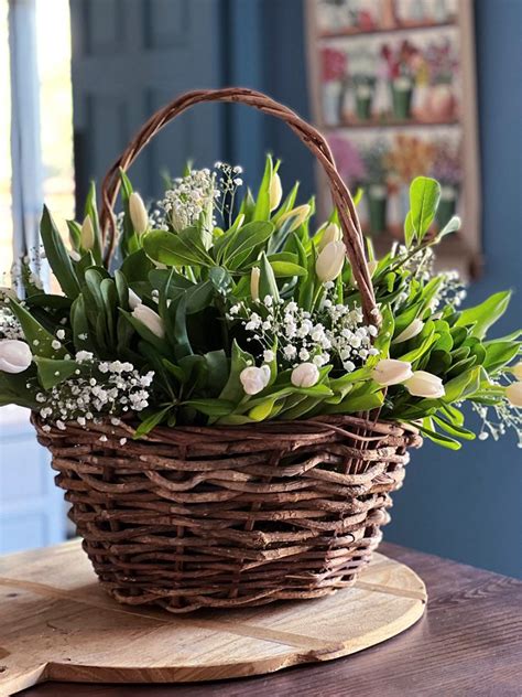How To Make A Flower Arrangement In A Basket The Tattered Pew
