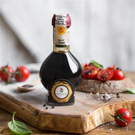 Traditional Dop Balsamic Vinegar Of Modena Aged And Extra Aged Affina
