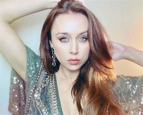 Una Healy Nude And Sexy Pics And Leaked Porn Video