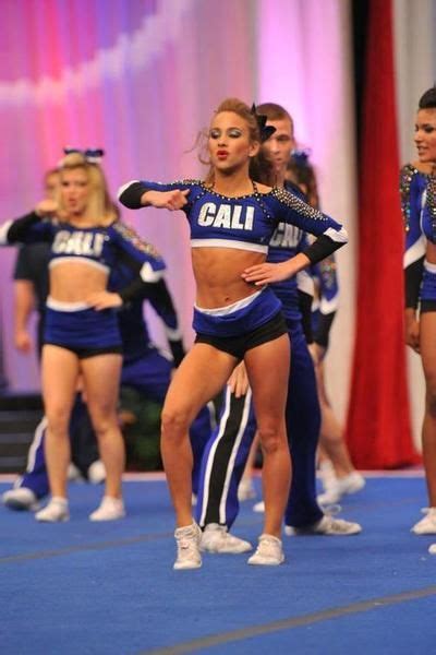 Pin By Kimberly Pinkney On Cheer Famous Cheerleaders Cute Cheer Pictures Cheer Poses