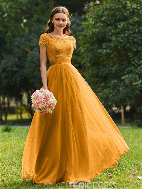 26 Beautiful Bridesmaid Dresses With Sleeves Mrs To Be