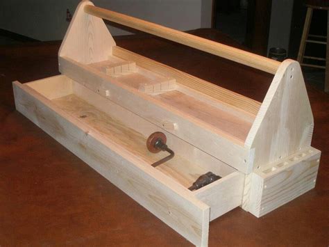 And the tutorial presents a funny project to result in a reliable, amazing & spacious tool organizer. Wood tool box, Tool box, Woodworking