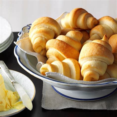 Whether you're craving cinnamon rolls, danish, eggs, or s'more, this list of pillsbury recipes includes something you'll love. Best Ever Crescent Rolls Recipe | Taste of Home