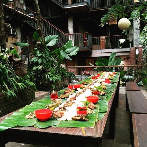 Gambar tentang Rumah Makan Klapa Manis Kota Cirebon Jawa Barat