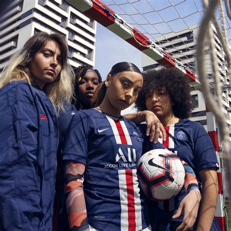 Psg goalkeeper orange jersey mens. Paris Saint-Germain 2019-20 Home Kit - Nike News