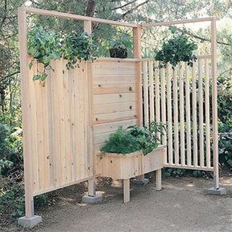 30 Pretty Privacy Fence Planter Boxes Ideas To Try Patio Wall