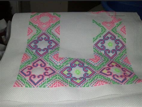 Pin by Mailee Klein on Hmong Cross Stitch in 2020 | Cross stitch ...
