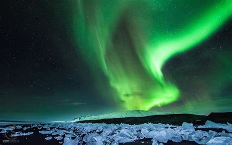 Aurora Borealis Northern Lights Night Green Stars Ice Wallpaper