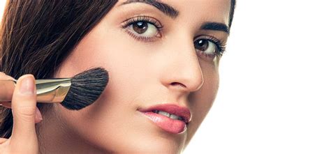 11 Simple Makeup Tips To Make Small Eyes Look Bigger