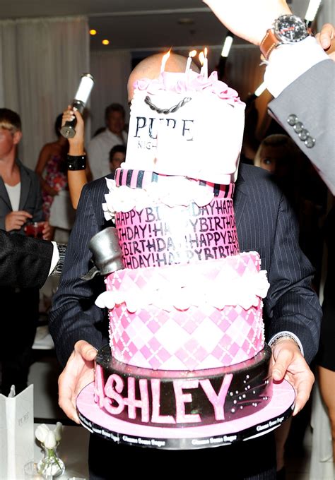 14 Over The Top Celebrity Birthday Cakes