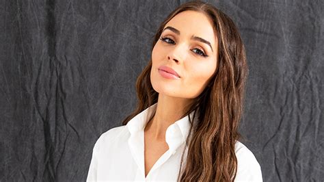 Olivia Culpo Reveals Shes Suffers From Endometriosis Its