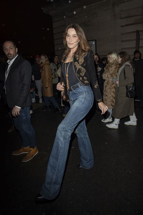 Merci à quotidien avec yann barthès ! CARLA BRUNI in Denim Arrives at Celine Fashion Show in ...