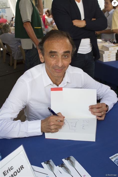 Par antoine solmer, médecin spécialiste (retraité), écrivain, essayiste ♦ le long entretien accordé récemment par éric zemmour à livre noir. Eric Zemmour - Inauguration du Festival du Livre de Nice ...