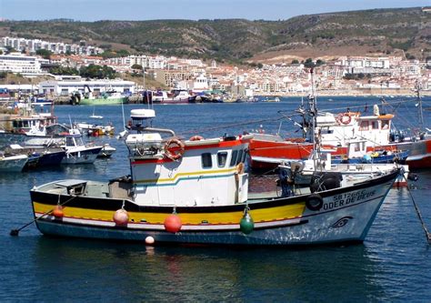 Последние твиты от cmsesimbra (@cmsesimbra). Por caminhos de Portugal: Sesimbra