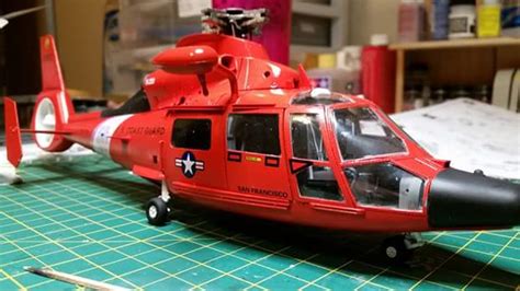 Hh 65c Dolphin Us Coast Guard Helicopter Plastic Model Helicopter