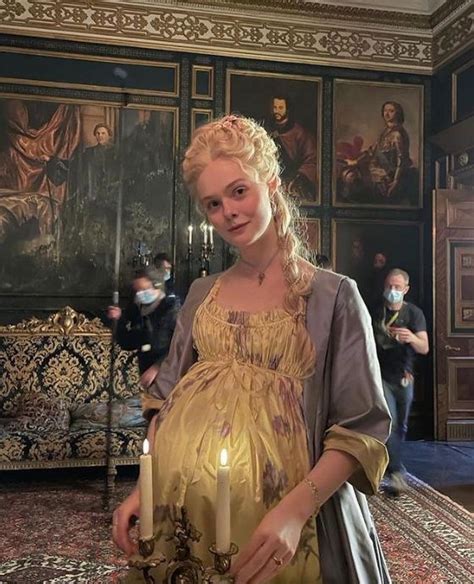 Catherine Elle Fanning The Great Behind The Scene Ellie Fanning