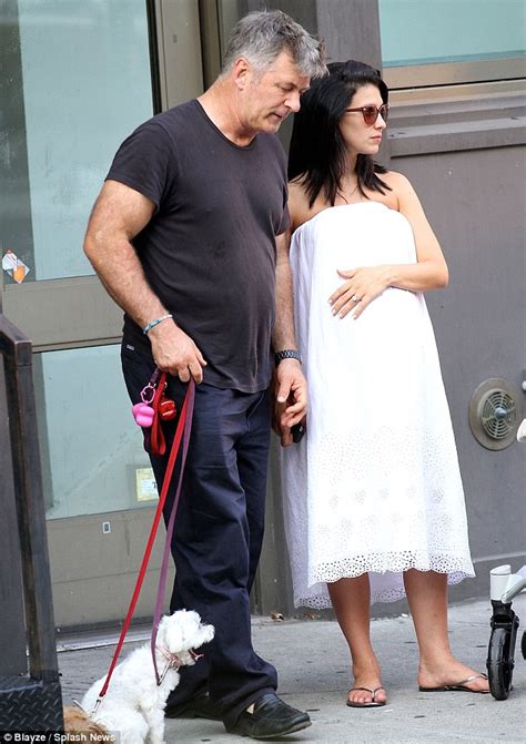 Heavily Pregnant Hilaria Baldwin Fits In A Workout As Husband Alec