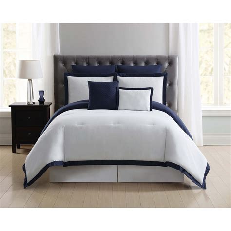 Truly Soft Everyday Hotel Border White And Navy 7 Piece Full Queen