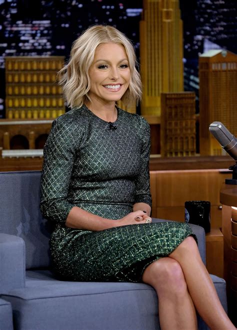 Kelly Ripa Enjoys Being Fun Size In Leggy Bend Over