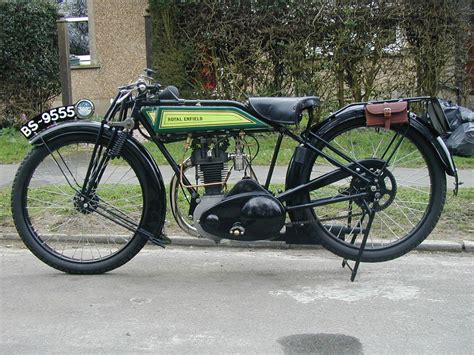 Old motorcycles, while they may look like heaven in the fancy. 1927 Royal Enfield - Sports model 351
