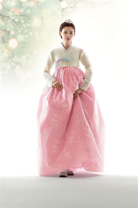 종로구 인의동 위치 전통한복 갤러리 한복드레스 웨딩 신랑 신부 한복 등 안내 한국 전통 의상 전통 드레스