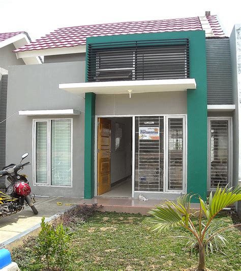 Rumah minimalis ini dilengkapi dengan area carpot yang disampingnya terdapat area taman minimalis yang memberikan suasana sejuk pada hunian. 15 Gambar Model Desain Teras Rumah Minimalis Terbaru ...