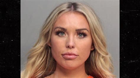 Super Bowl Streaker Kelly Kay Arrested For Trespass After Flashing Ass
