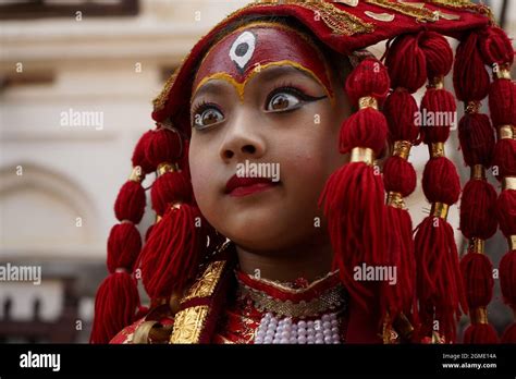 Kathmandu Ne Nepal 17th Sep 2021 A Nepali Girl Dressed As The Living Goddess Kumari Takes