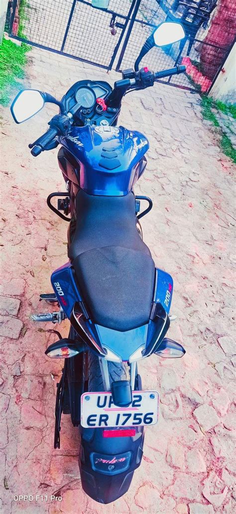 The bike was launched in 2012. Used Bajaj Pulsar 200 Ns Bike in Lucknow 2015 model, India ...