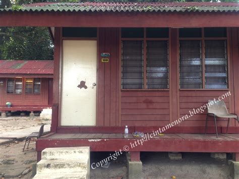 Walaupun pulau besar terletak di kawasan perkampungan, kini, kerajaan negeri melaka telah membina sebuah muzium negeri melaka (perzim) ada beberapa pendapat menyatakan bahawa ini adalah tapak kaki sultanul ariffin. PULAU BESAR, MELAKA - D'Puteri Kurnia Resort | Bila ...