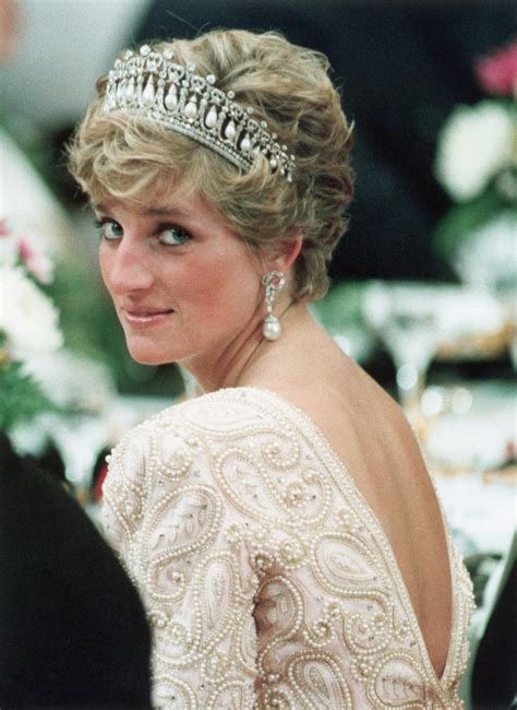 Photos Princess Dianas Gowns Business Insider