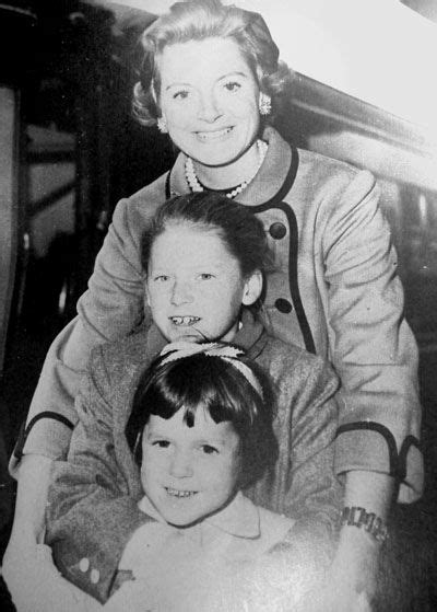 Deborah Kerr And Her 2 Daughters Francesca Bottom And Melanie Upper Ca 1957 Classic