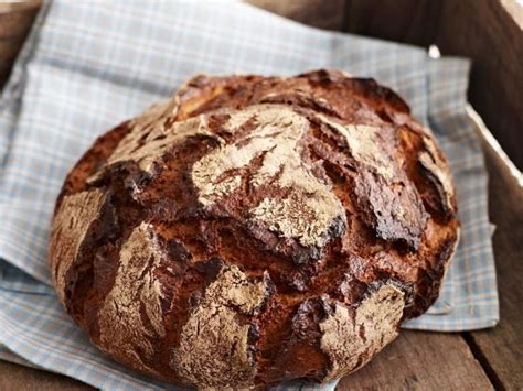 Krustenbrot ist ein Rezept mit frischen Zutaten aus der Kategorie Brot